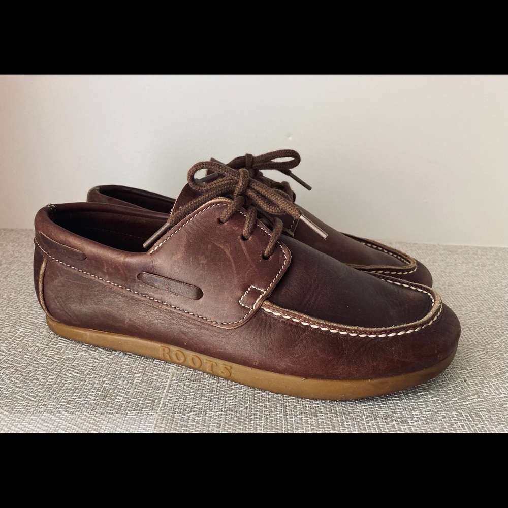 Men’s Roots Canada Leather Size 8.5  Boat Shoe